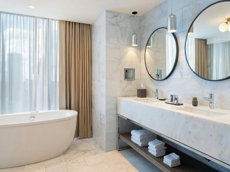 Jw Marriott Tampa Water Street image