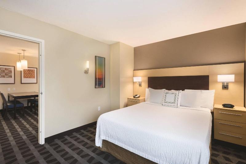 Towneplace Suites By Marriott Joliet South image