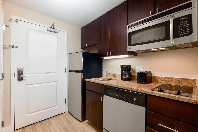Towneplace Suites By Marriott Joliet South image