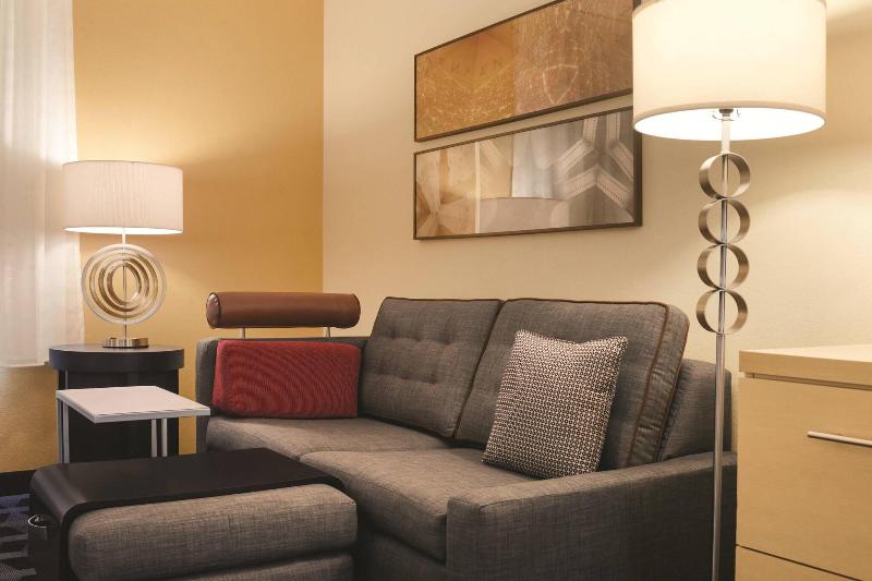 Towneplace Suites By Marriott Joliet South image