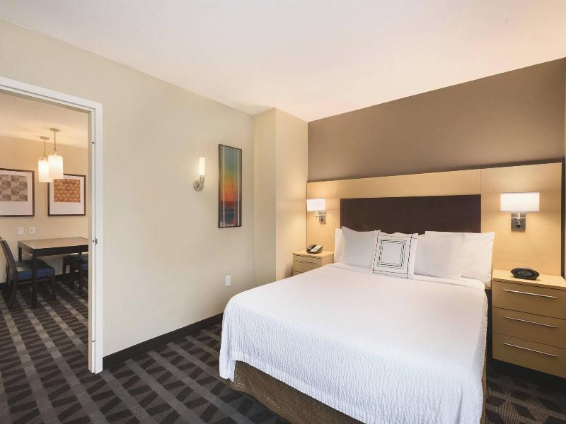Towneplace Suites By Marriott Joliet South image