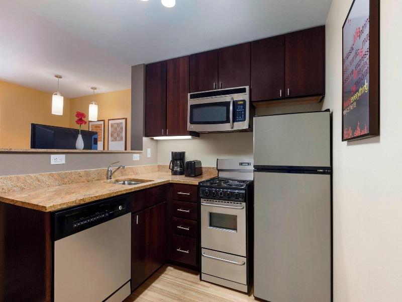 Towneplace Suites By Marriott Joliet South image