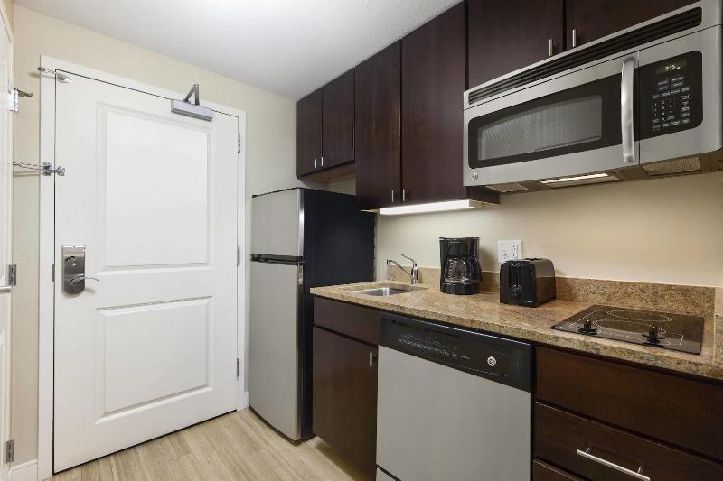 Towneplace Suites By Marriott Joliet South image