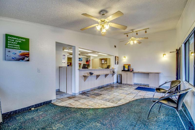 Motel 6 Saint Joseph, MO image