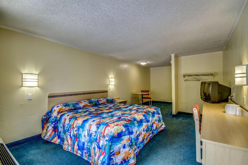 Motel 6 Saint Joseph, MO image