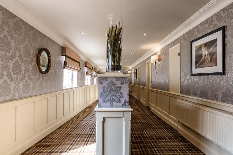 The Pheasant Hotel image