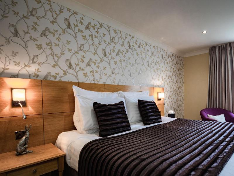 The Pheasant Hotel image