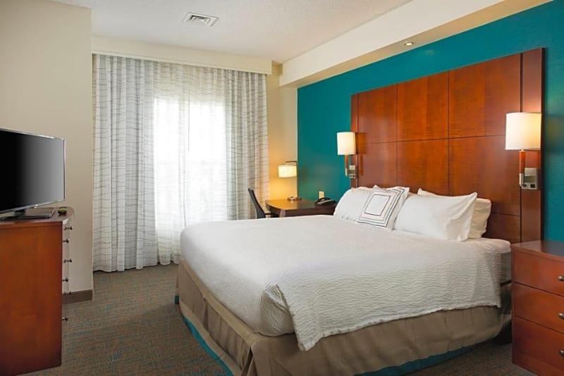 Residence Inn By Marriott Kansas City Airport image