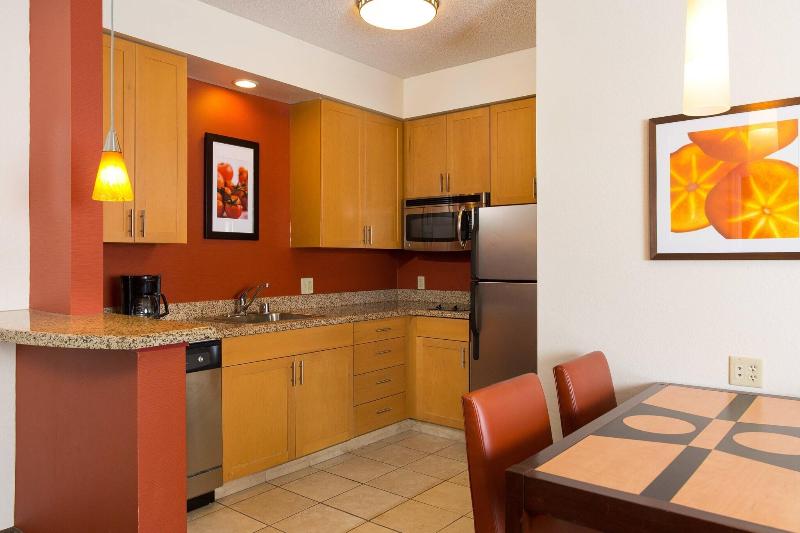 Residence Inn By Marriott Kansas City Airport image
