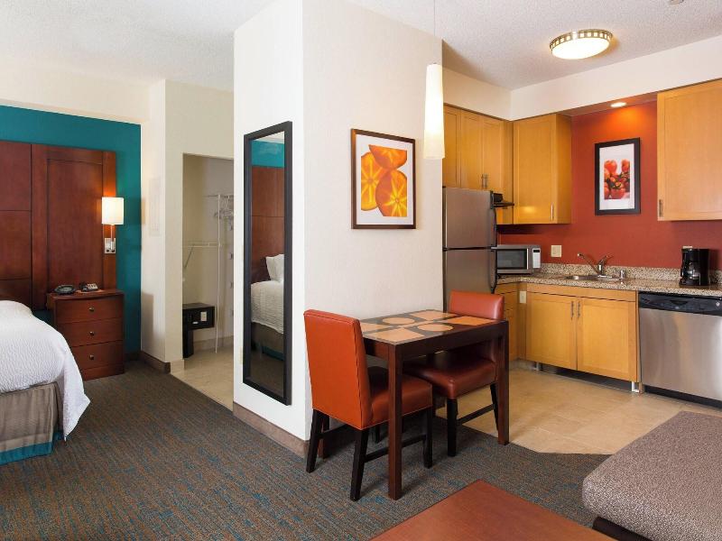 Residence Inn By Marriott Kansas City Airport image