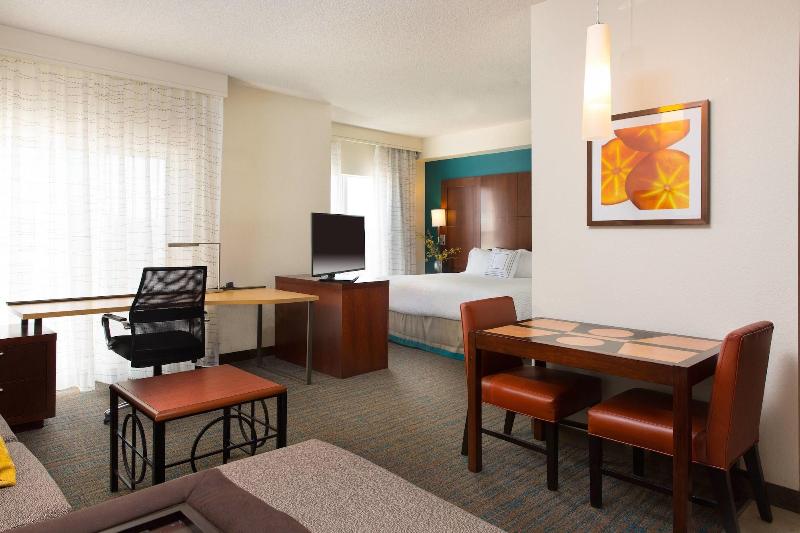 Residence Inn By Marriott Kansas City Airport image