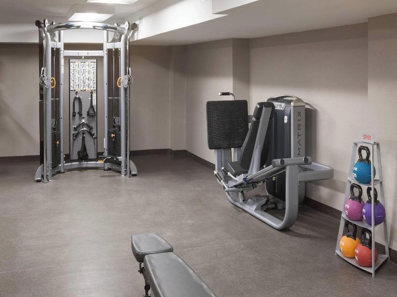 Residence Inn By Marriott Kansas City Country Club