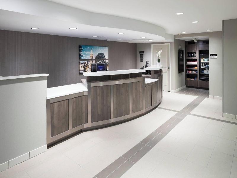 Residence Inn By Marriott Kansas City Country Club
