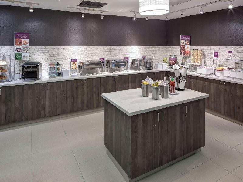 Residence Inn By Marriott Kansas City Country Club
