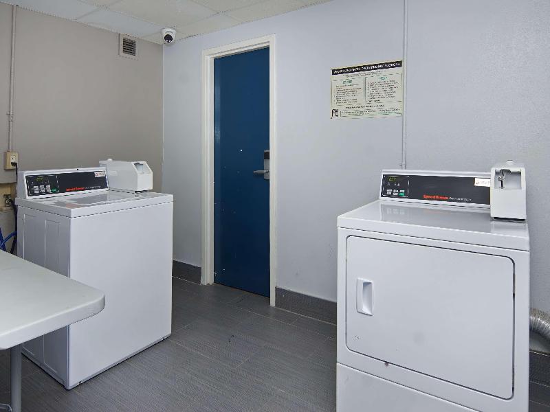 Motel 6 Fort Worth, TX - Downtown East image