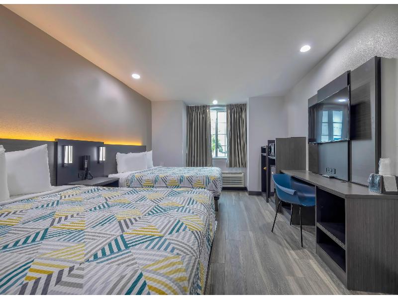 Motel 6-Fort Worth, TX - Burleson GA image