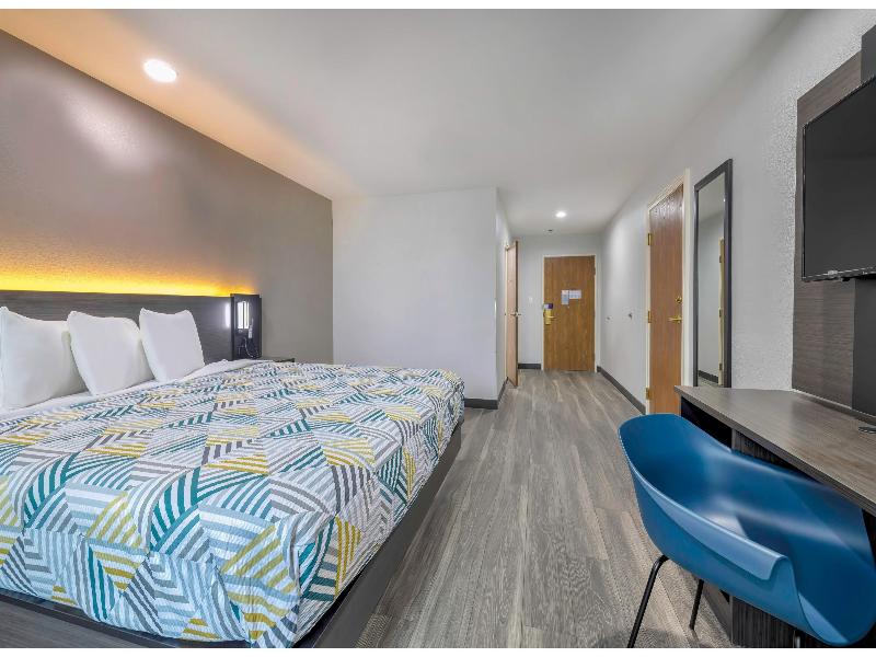 Motel 6-Fort Worth, TX - Burleson GA image