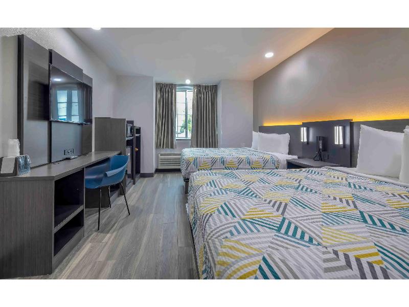Motel 6-Fort Worth, TX - Burleson GA image