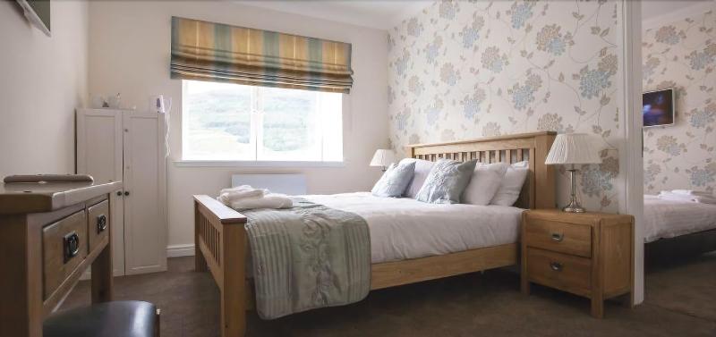 Lochside Guest House image