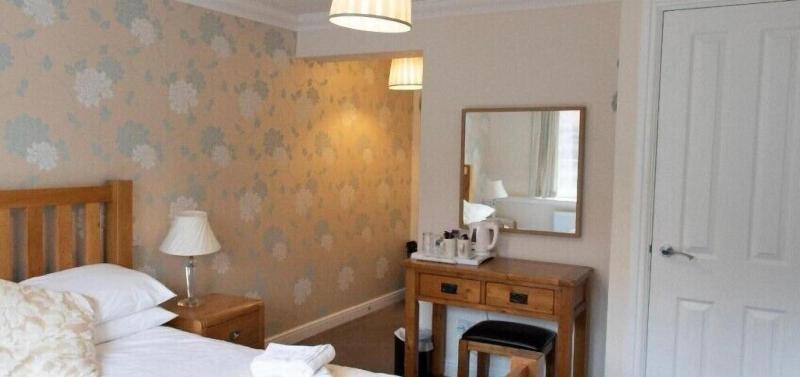 Lochside Guest House image
