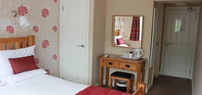 Lochside Guest House image