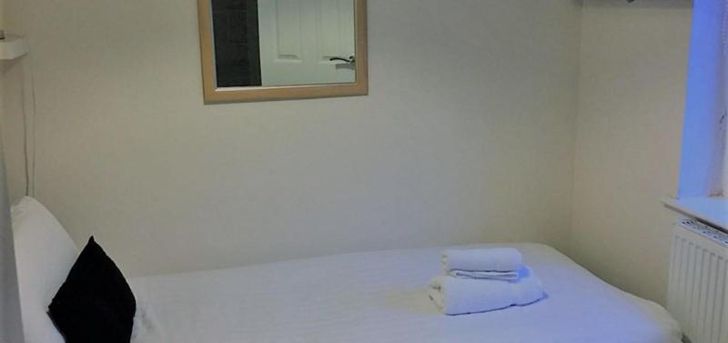 Lochside Guest House image