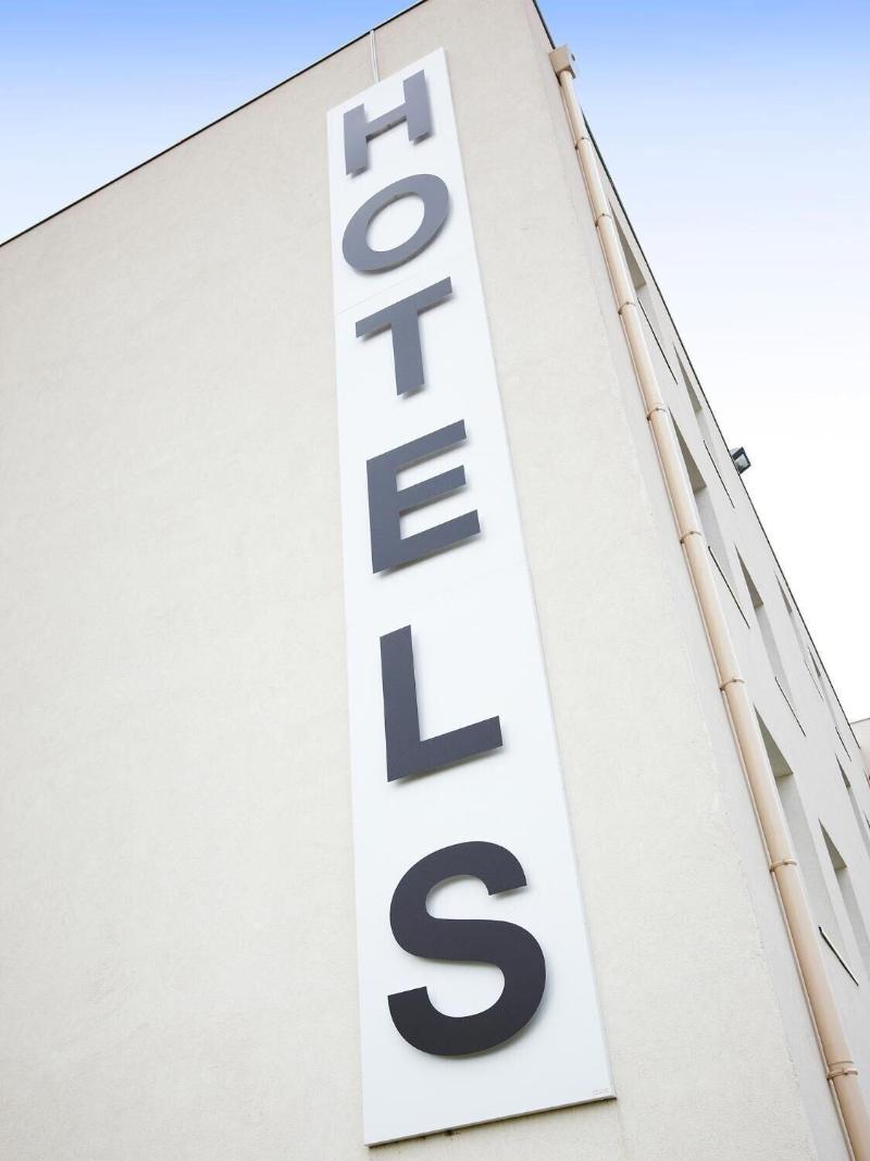 B&B HOTEL Paris Nord Gonesse Parc des Expos image
