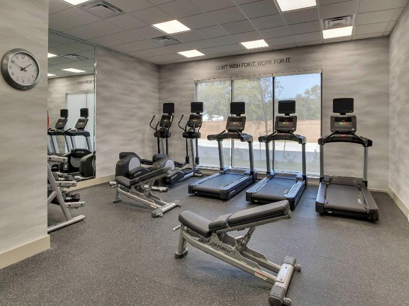 Fairfield Inn & Suites by Marriott Houston Brookho image