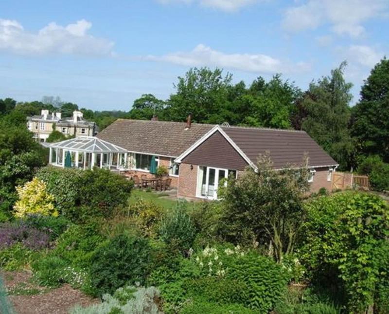 Courtlands Nurseries Bed And Breakfast image