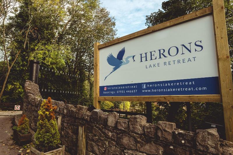 Herons Lake Retreat image