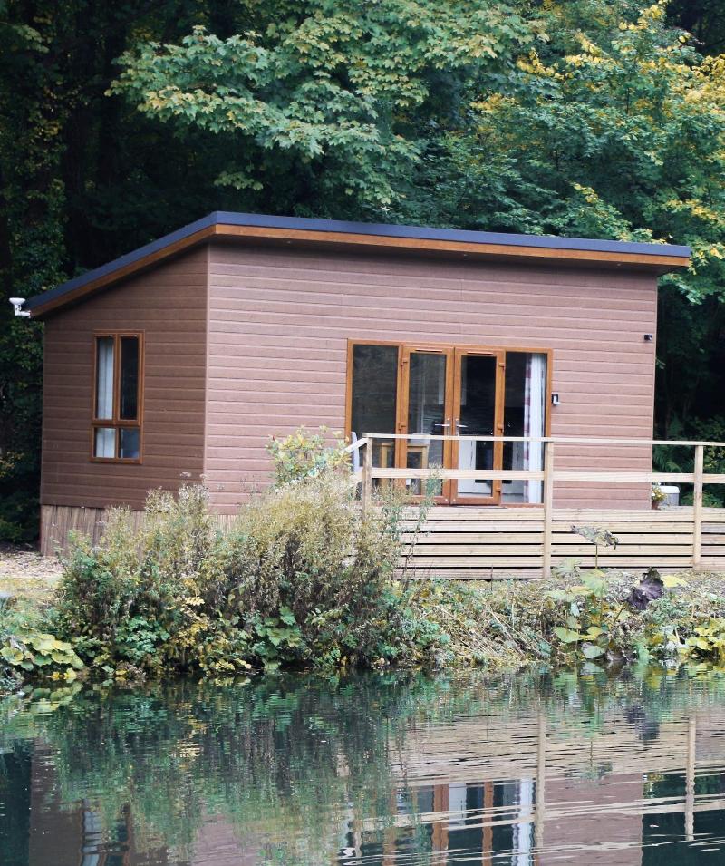 Herons Lake Retreat image