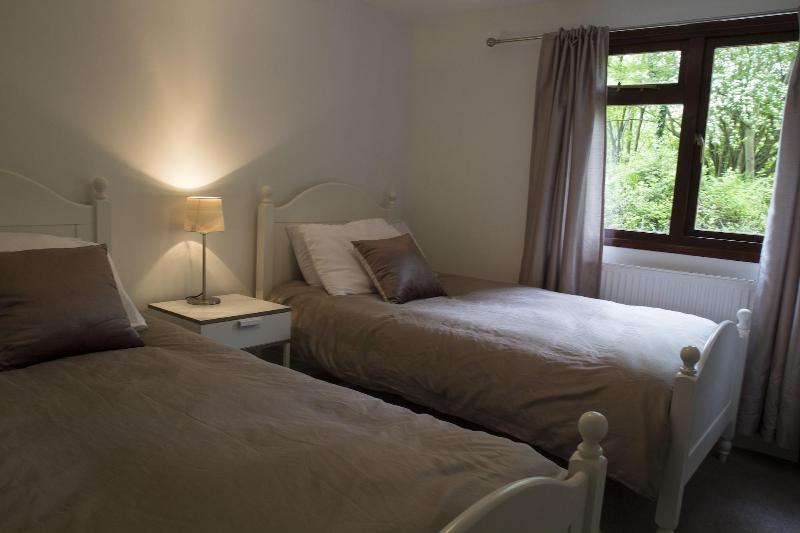 Herons Lake Retreat image