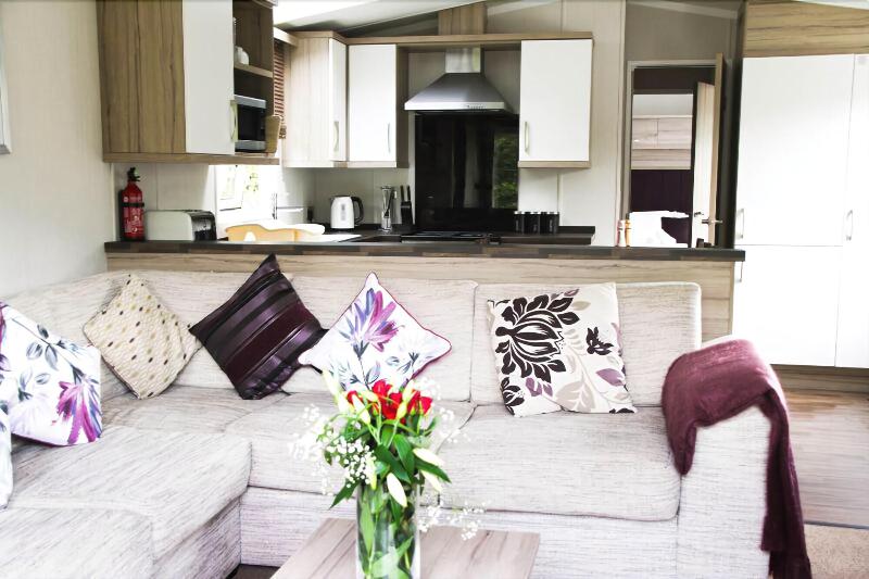 Herons Lake Retreat image