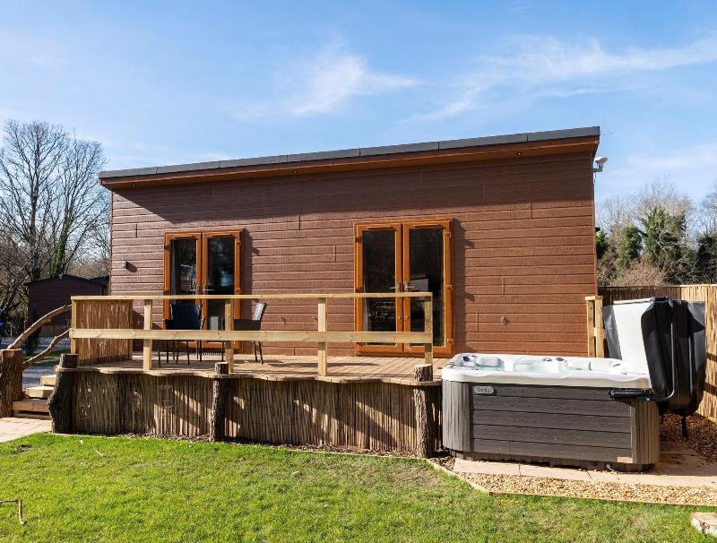 Herons Lake Retreat image