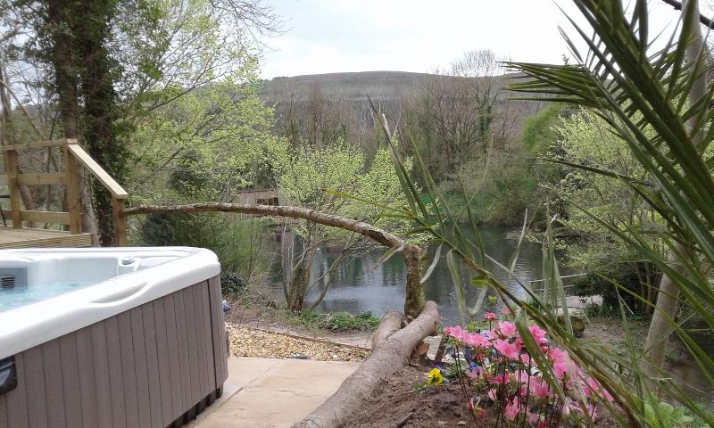 Herons Lake Retreat image