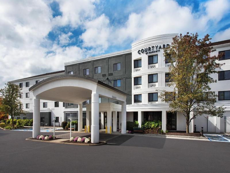 Courtyard By Marriott Middletown Goshen image