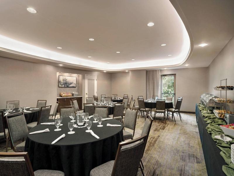Courtyard By Marriott Middletown Goshen image