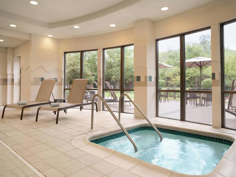 Courtyard By Marriott Middletown Goshen image