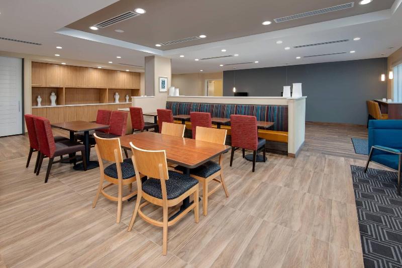 TownePlace Suites by Marriott Niceville Eglin AFB  image