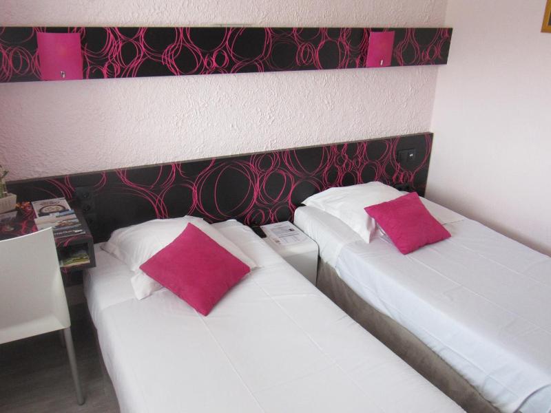 Citotel Les Sternes image