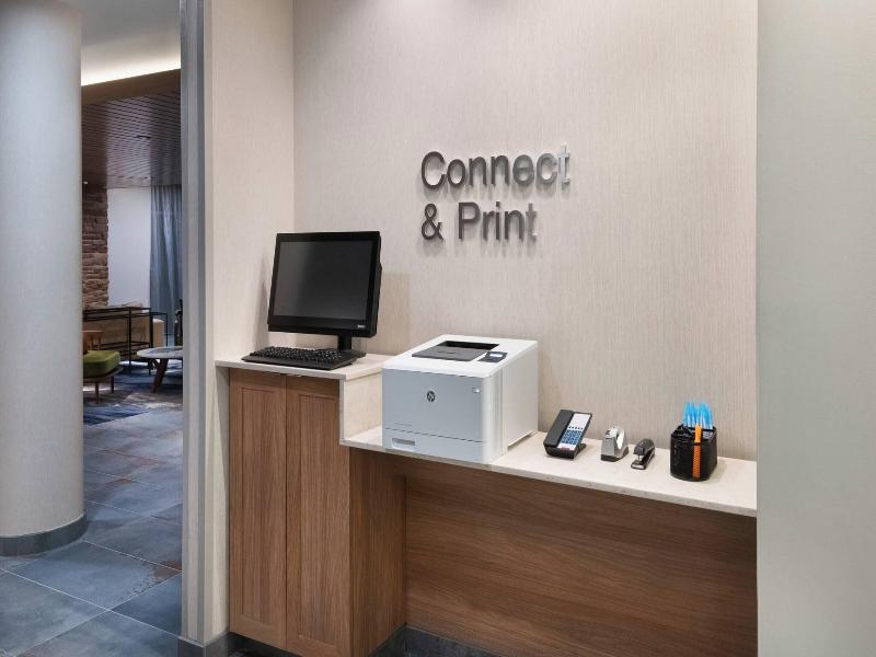 Fairfield Inn & Suites by Marriott Lexington East/