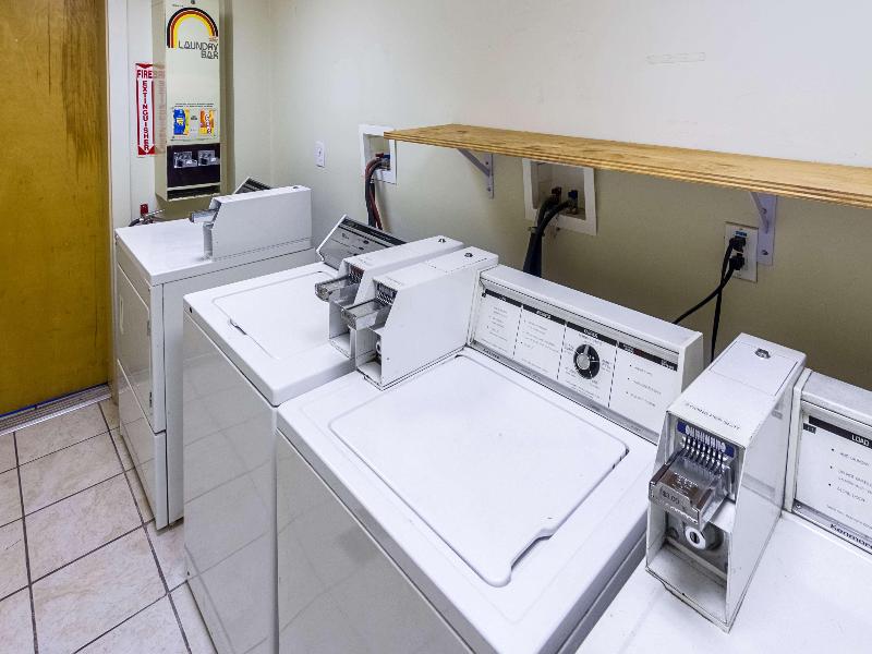 Motel 6 Groton, CT image