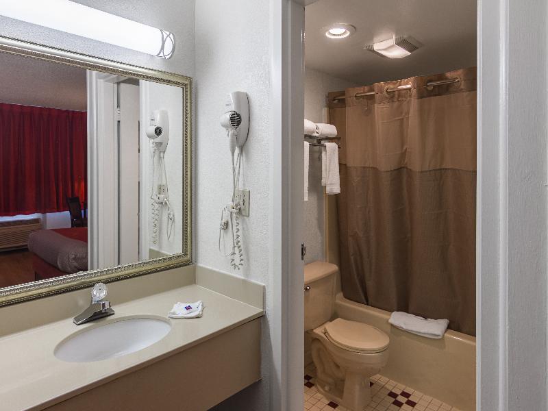 Motel 6 Groton, CT GA image