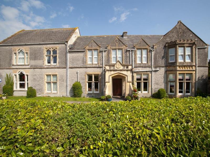 Meare Manor