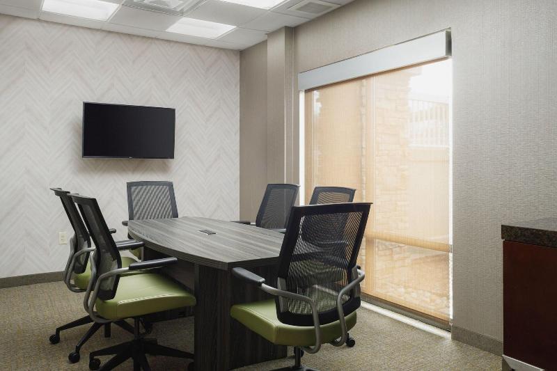 SpringHill Suites by Marriott Knoxville at Turkey  image
