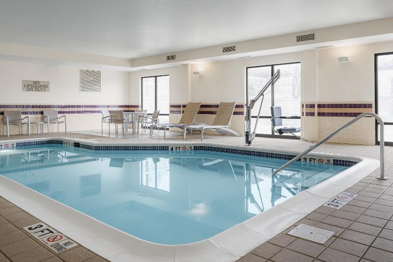 SpringHill Suites by Marriott Knoxville at Turkey  image