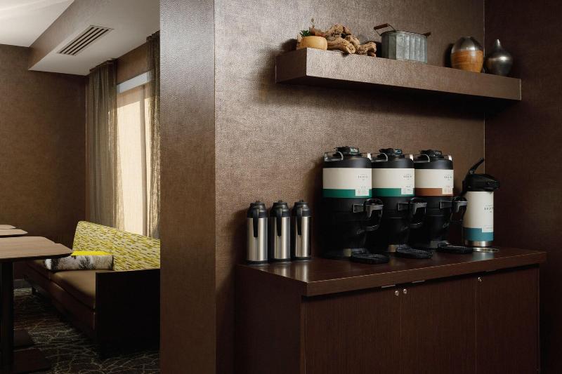 SpringHill Suites by Marriott Knoxville at Turkey  image