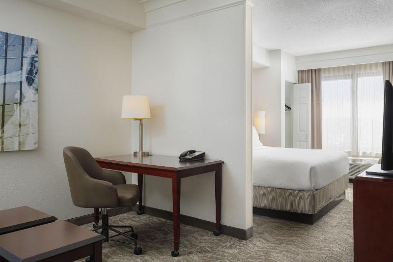 SpringHill Suites by Marriott Knoxville at Turkey  image