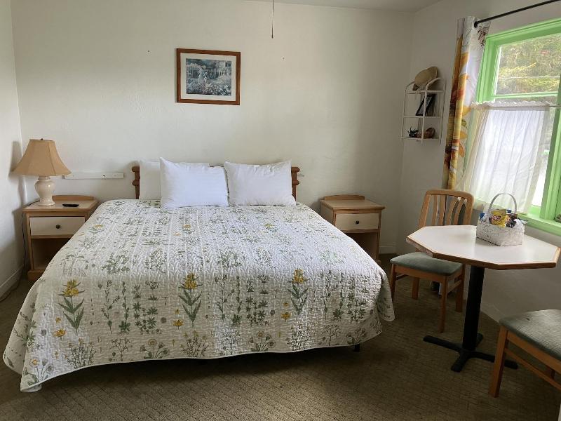 Florence Lighthouse Inn image