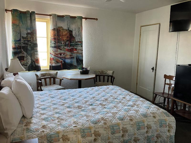 Florence Lighthouse Inn image